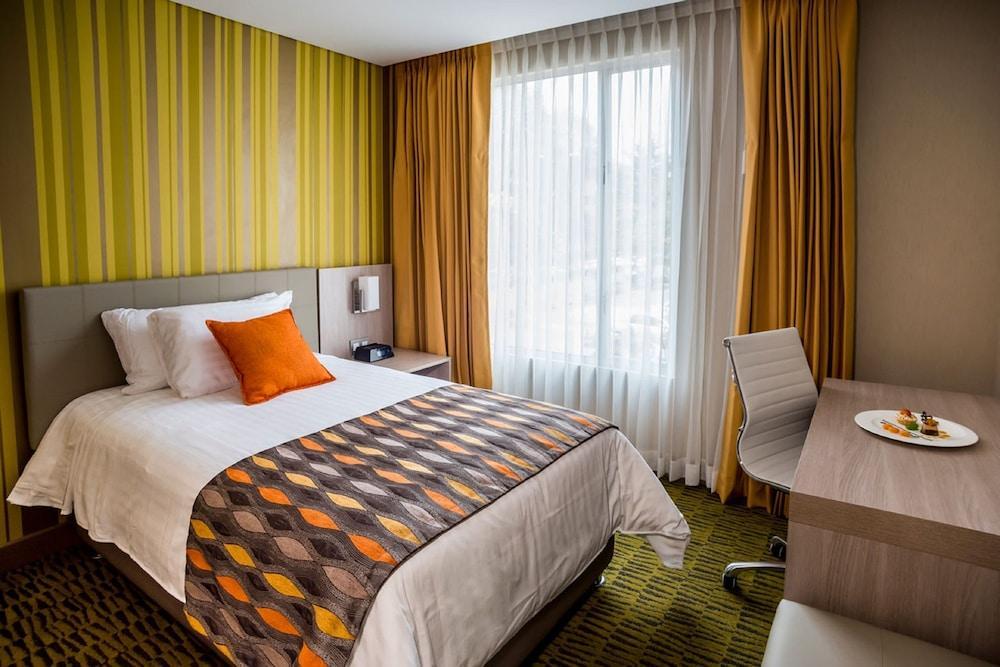 Hotel Plaza Suites Bogotá Kültér fotó