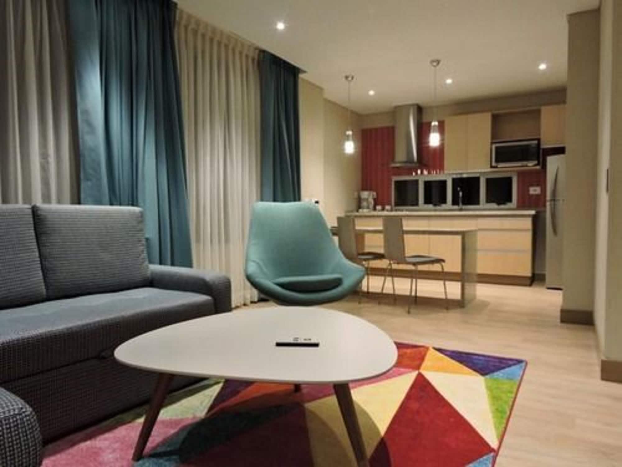 Hotel Plaza Suites Bogotá Kültér fotó