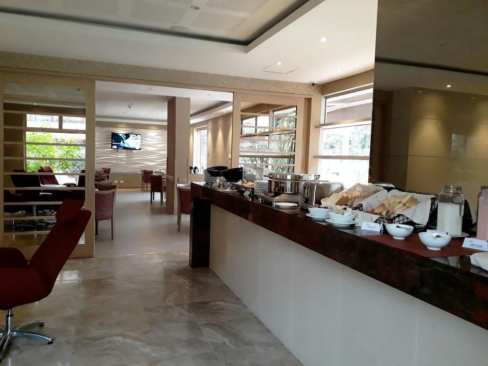 Hotel Plaza Suites Bogotá Kültér fotó