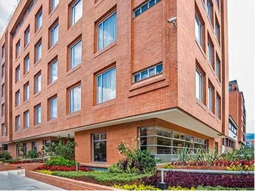 Hotel Plaza Suites Bogotá Kültér fotó