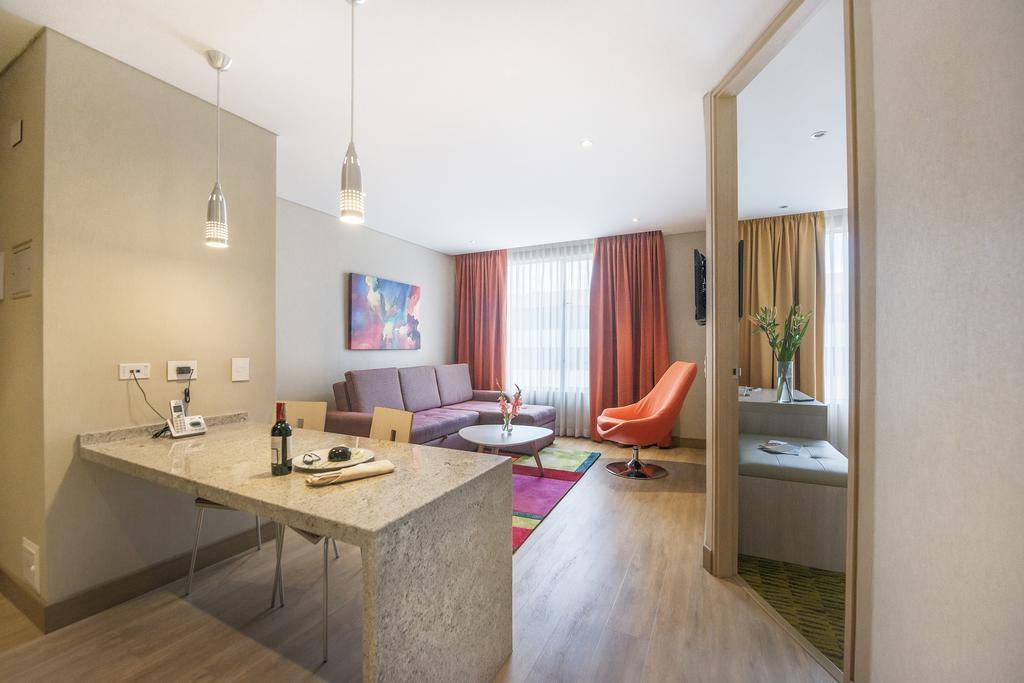 Hotel Plaza Suites Bogotá Kültér fotó
